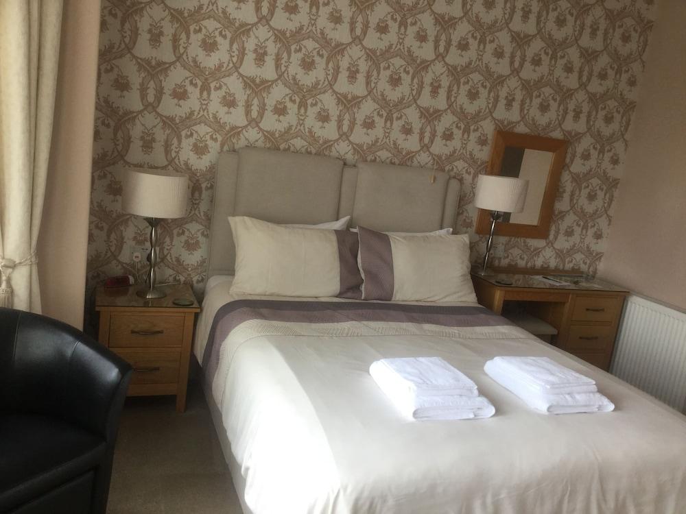 Glenora Guest House Whitby Esterno foto