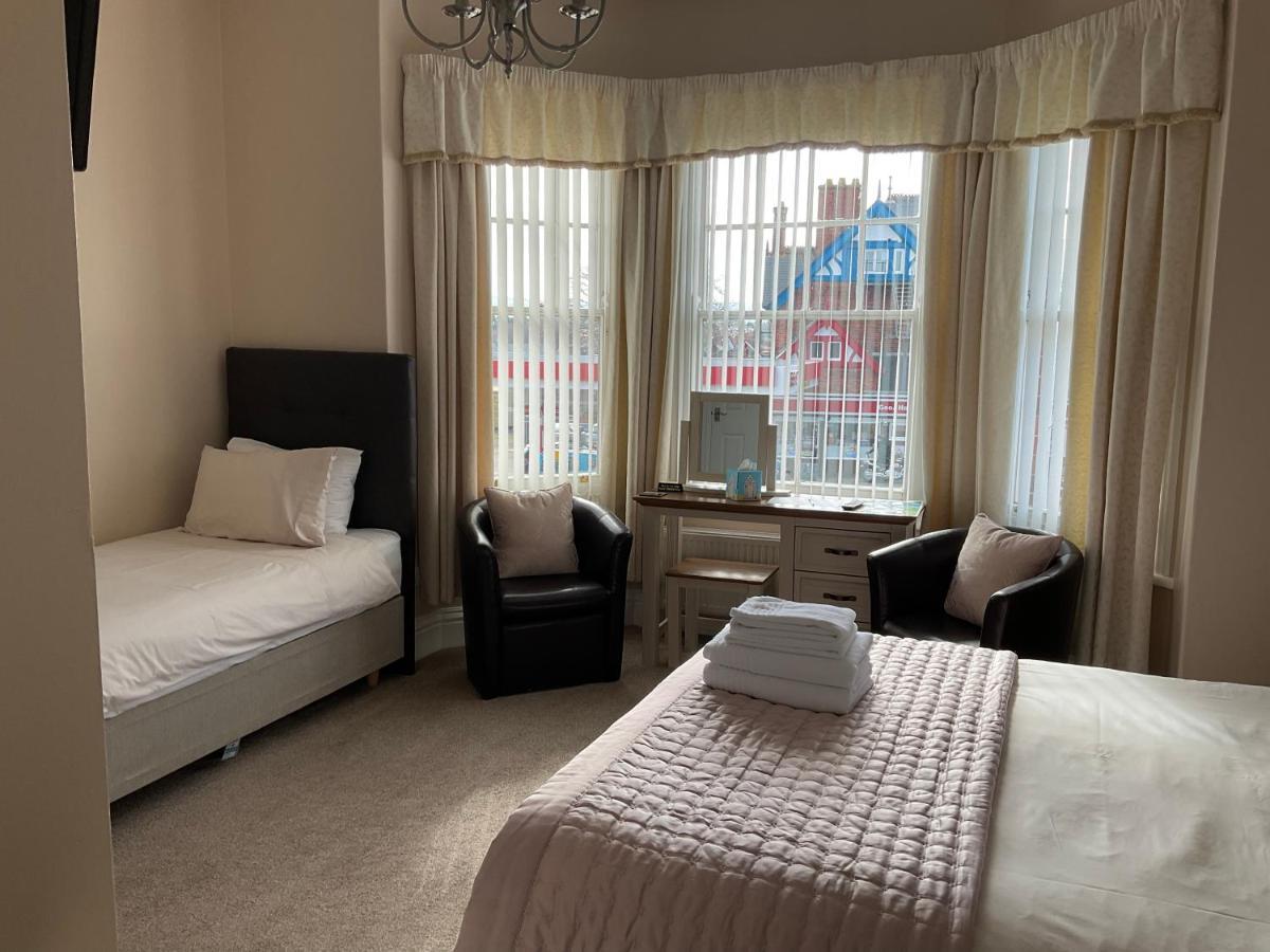 Glenora Guest House Whitby Esterno foto