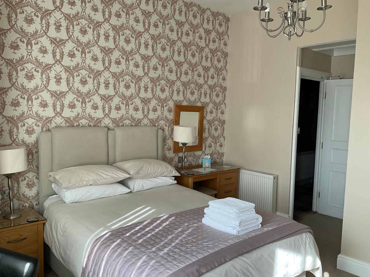 Glenora Guest House Whitby Esterno foto