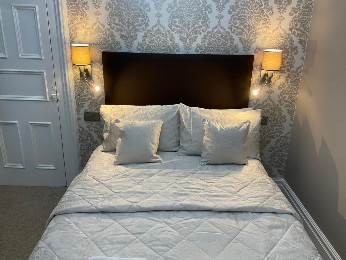 Glenora Guest House Whitby Esterno foto
