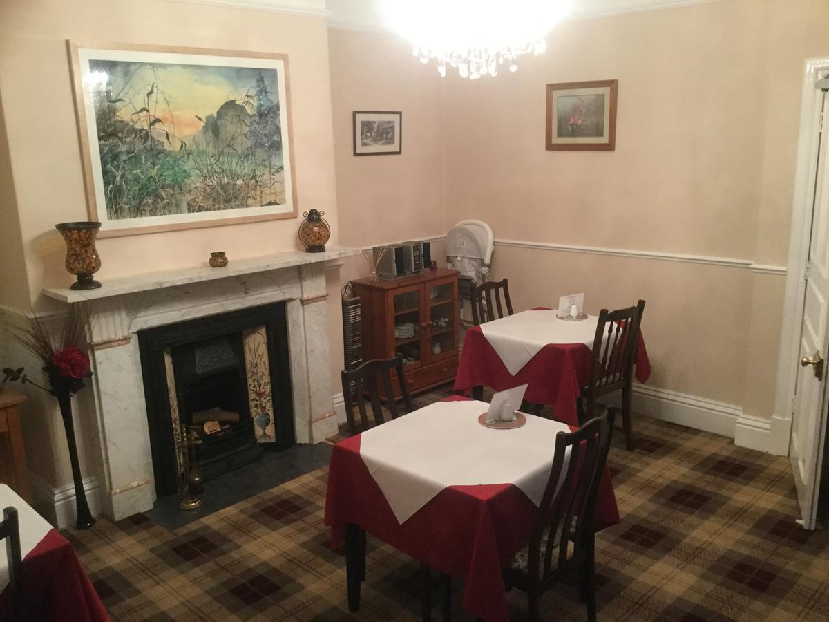 Glenora Guest House Whitby Esterno foto
